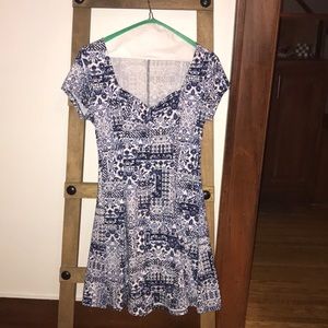 Bebop size M mini dress with antique pattern